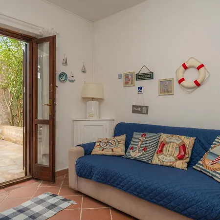 - Domus De Mar בית נופש סטינטינו