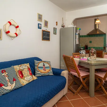 - Domus De Mar *
